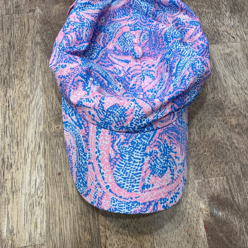 Lilly Pulitzer maybe gator hat